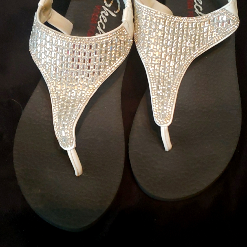 SKETCHERS YOGA FOAM THONG SANDALS